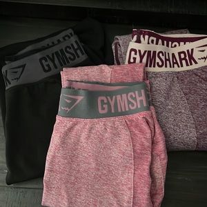 Bundle of Gymshark leggings all xs. Purple pair are capris. (Not high waisted)